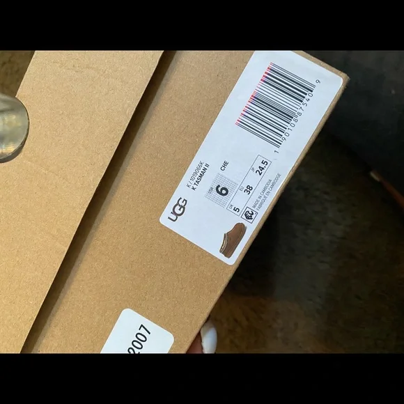 UGG tasman slippers - Picture 3 of 3